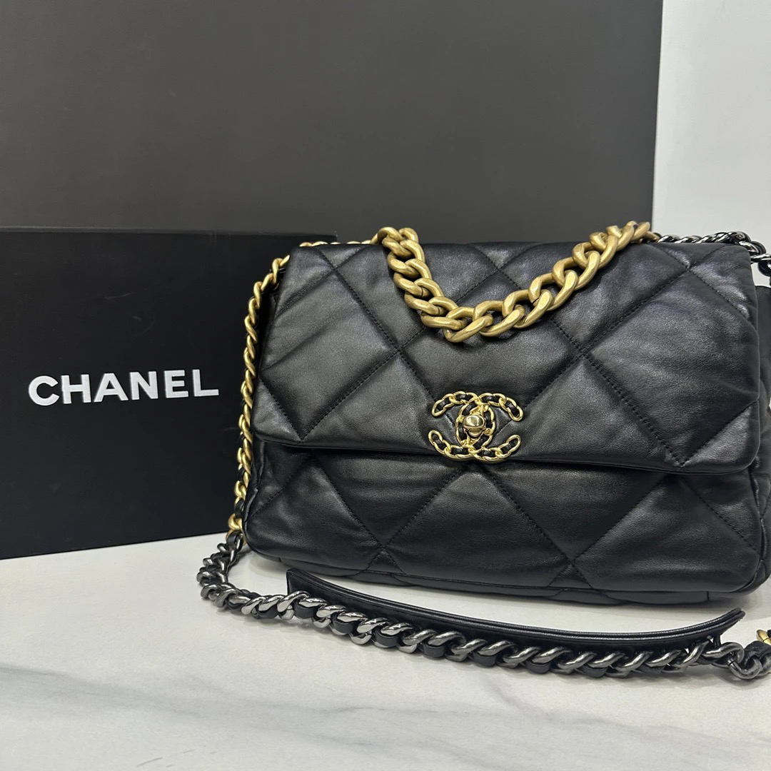 95新 Chanel/香奈儿 黑金19bag包中号芯片30cm/0995110903