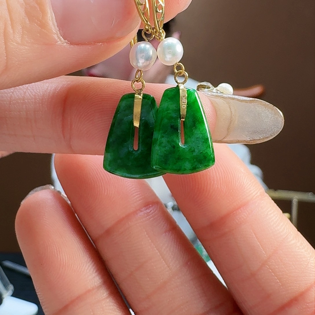 翡翠耳饰18K金镶嵌耳饰