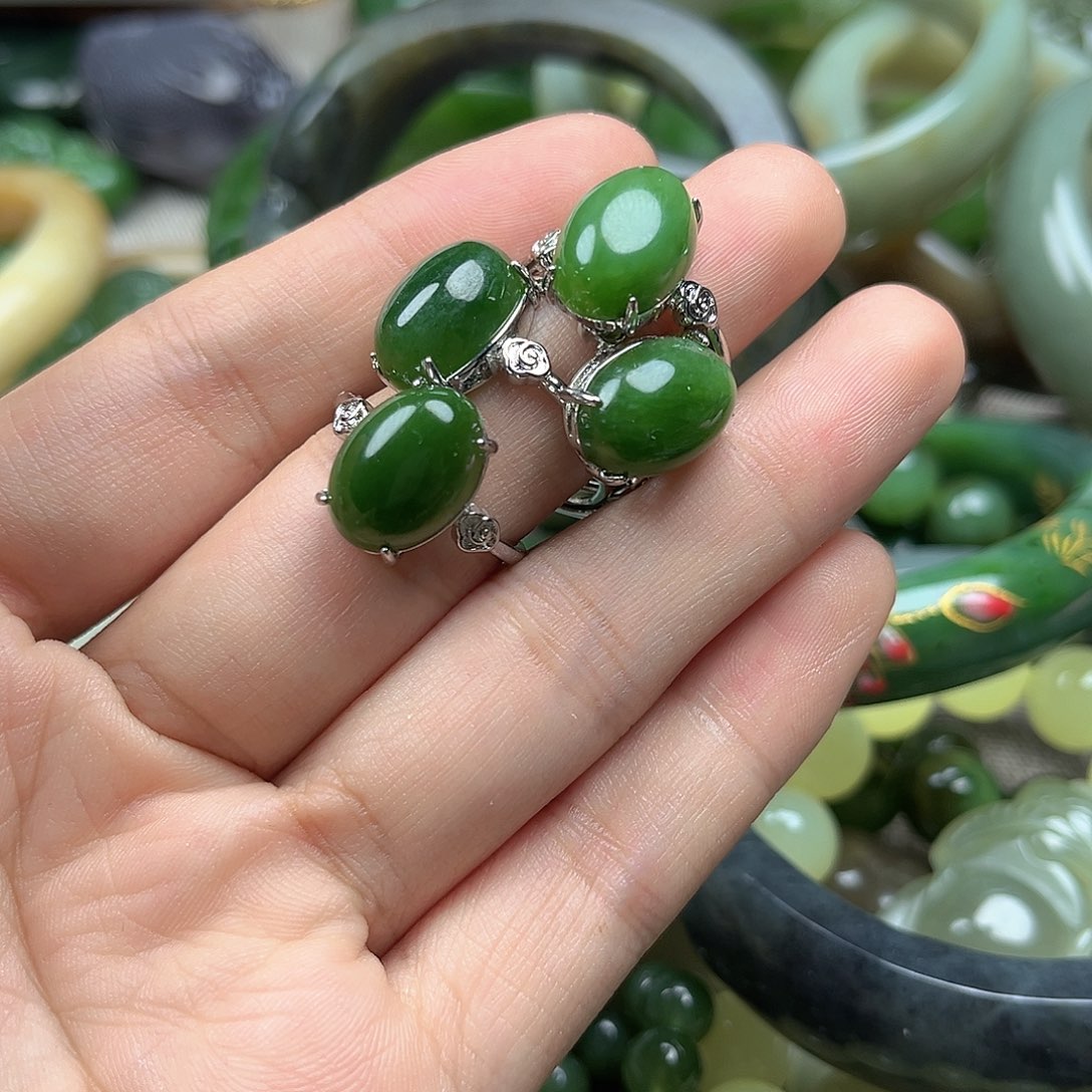 和田玉（碧玉）合金戒指多样性发货拍一发一。