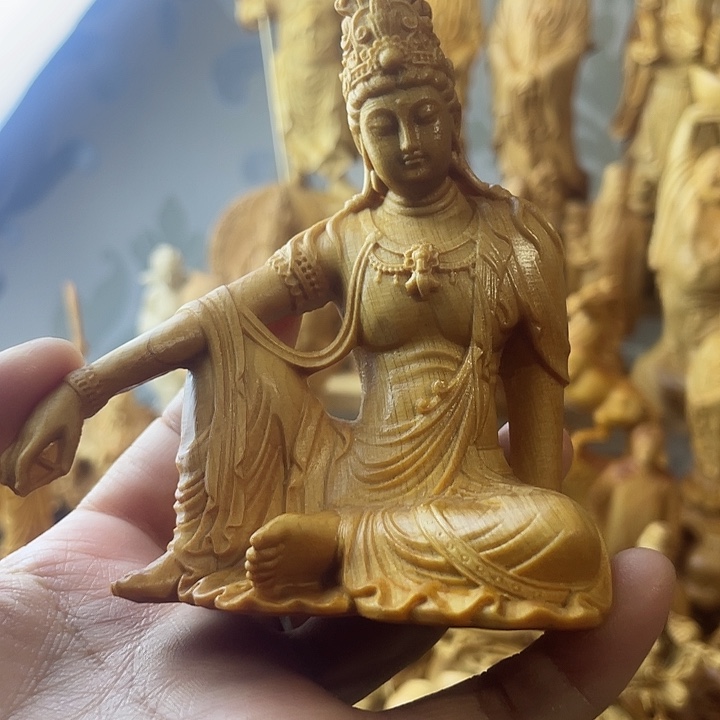 柏木（崖柏）崖柏自在观音高10公分