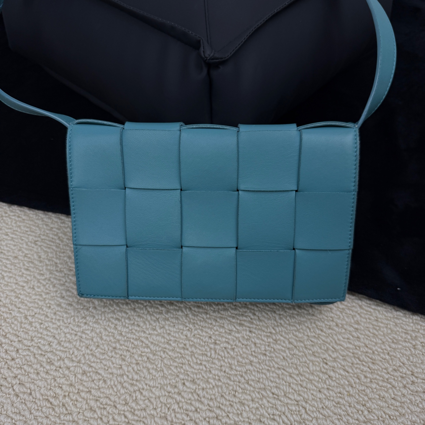 95新 BOTTEGA VENETA/葆蝶家 【十六专属】孔雀蓝cassette包/FB