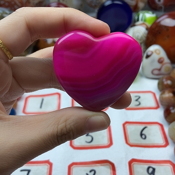 玛瑙/玉髓未镶嵌珠宝奇石