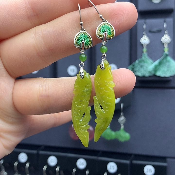 翡翠耳饰银S925镶嵌55555