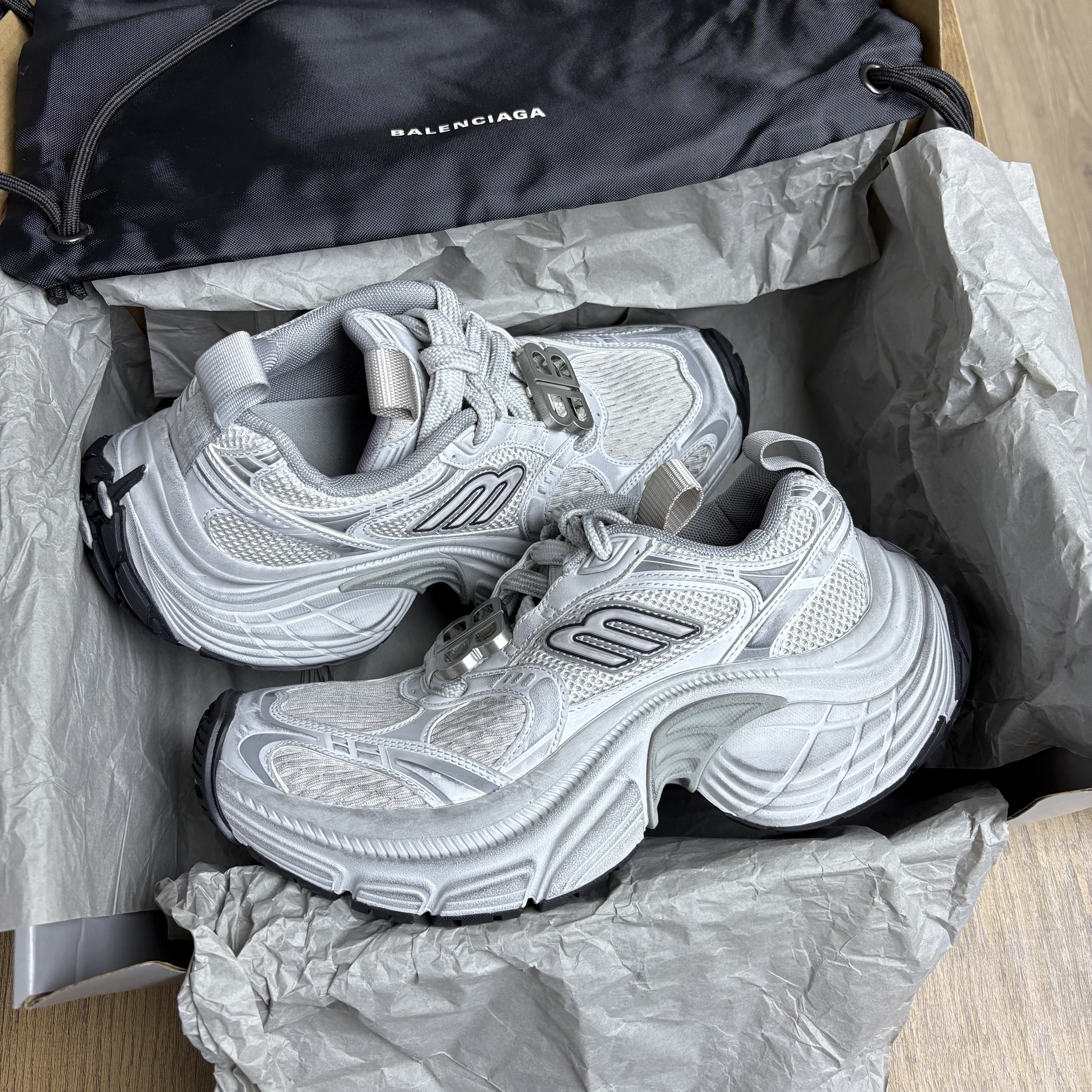 未使用 Balenciaga/巴黎世家 6XL系列 灰色 B字款银扣 休闲老爹鞋
