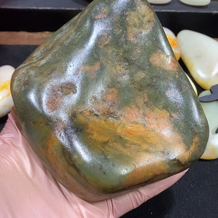 未镶嵌和田玉（糖玉）挂件满****号