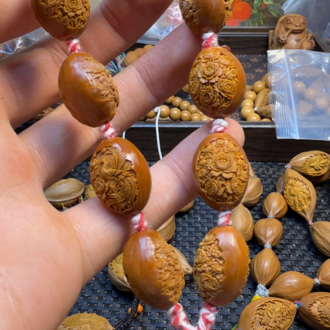 手串/手链橄榄核凤凰牡丹