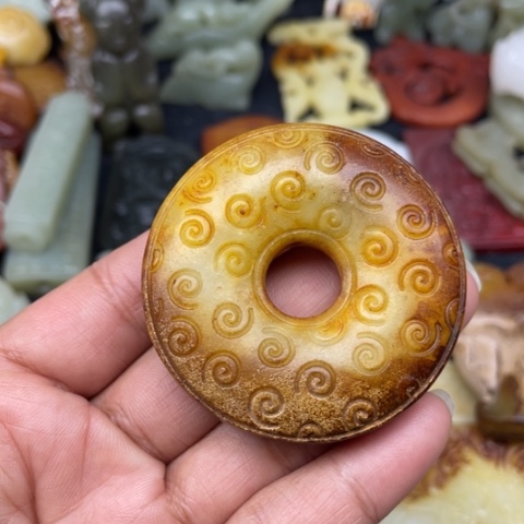 蛇纹石玉颈饰未镶嵌37