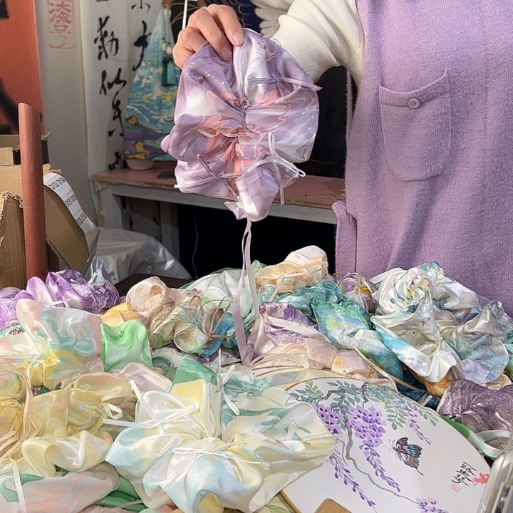 她***星129水母发圈不退不换