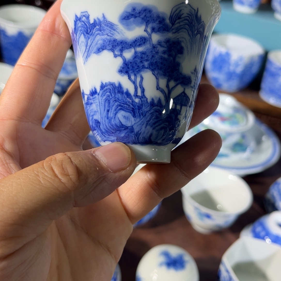 杯子手工手绘的陶瓷的
