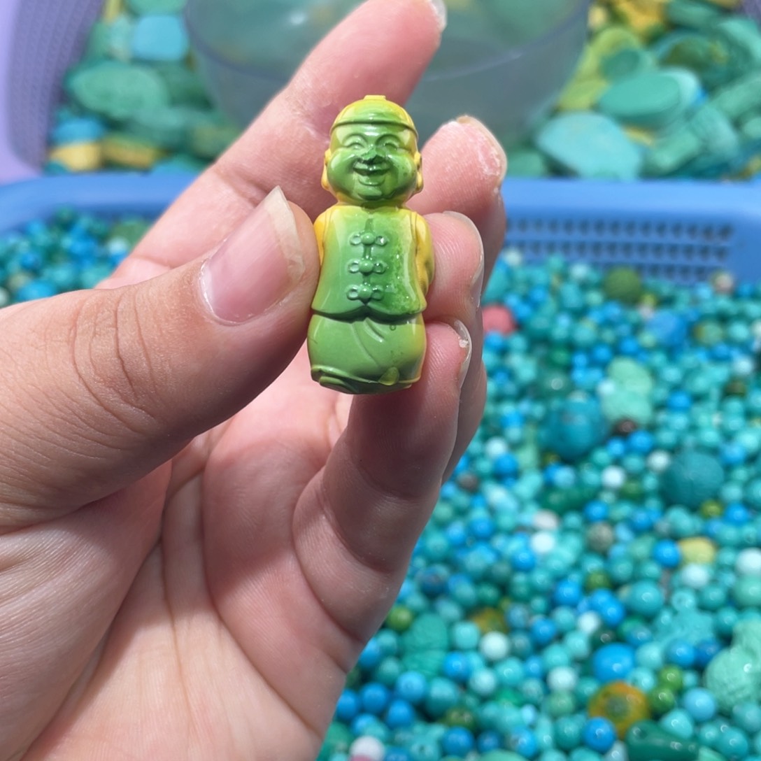 高瓷雕刻精品精美