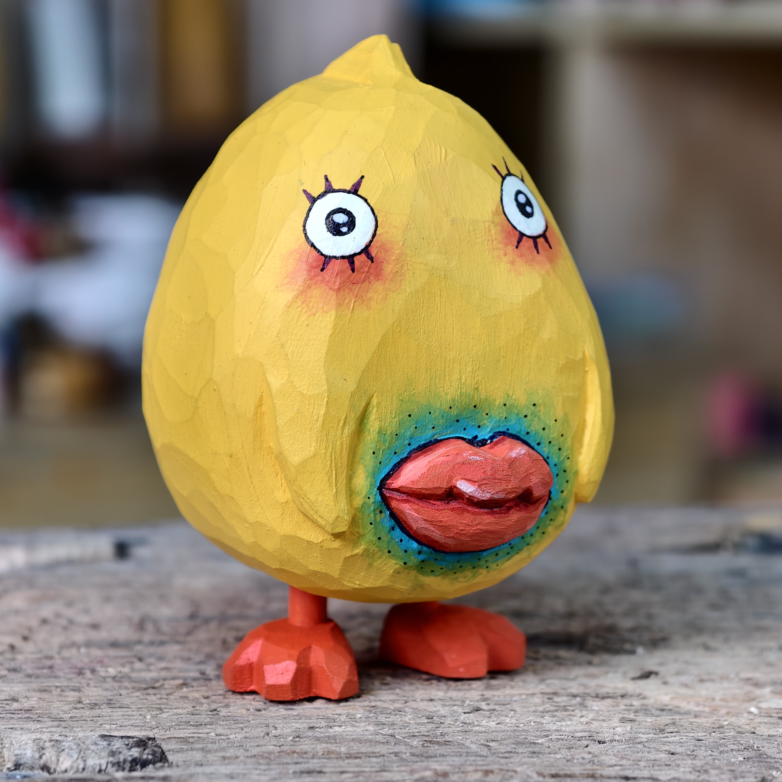 手工椴木雕刻越狱鸡摆件