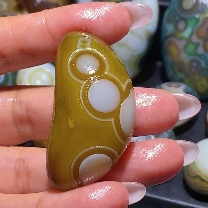 茶***哥玛瑙/玉髓未镶嵌珠宝奇石