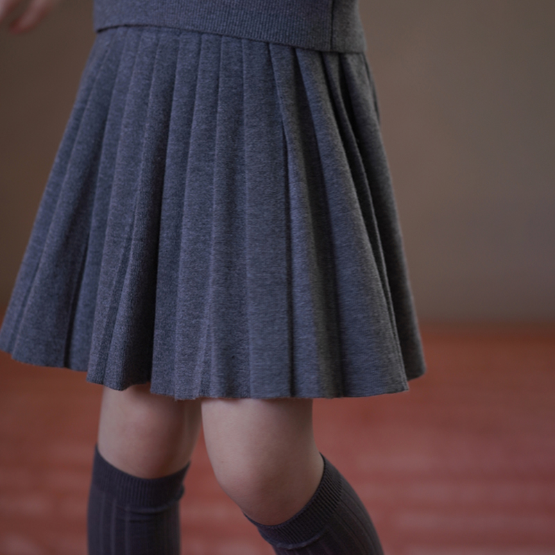 哈齿童装春秋儿童灰色半身裙休闲百搭女童针织裙学院风百褶裙女孩