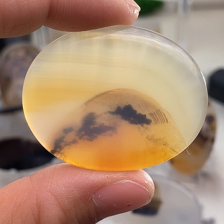 玛瑙/玉髓颈饰未镶嵌