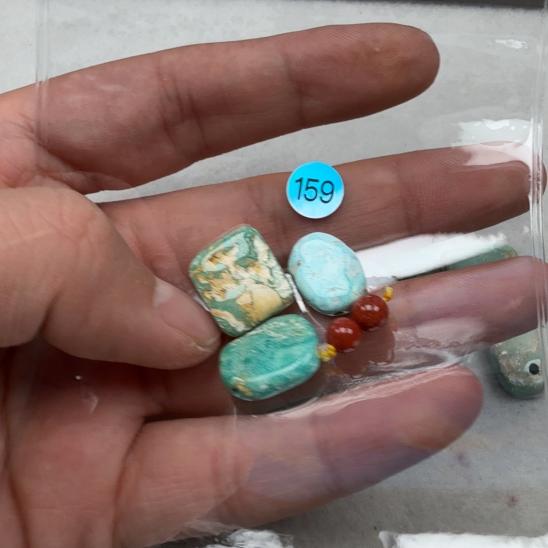 南红玛瑙未镶嵌珠宝奇石