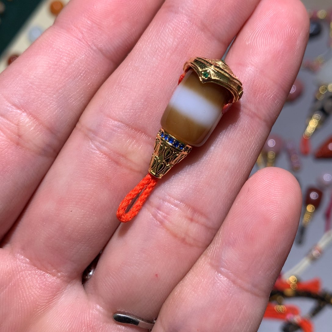 玛瑙/玉髓99文玩配饰多样发其一合金