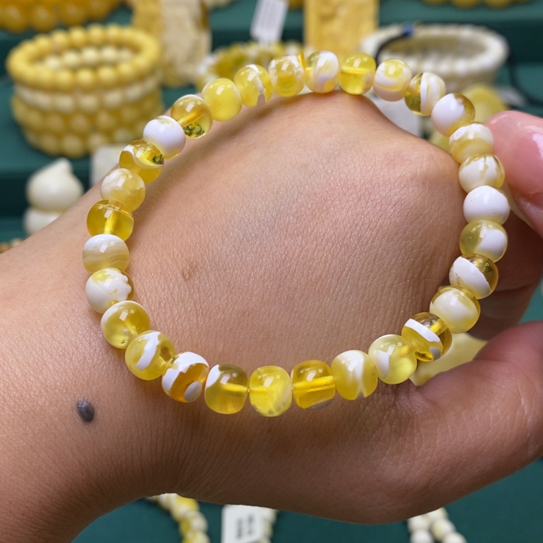 蜜蜡未镶嵌裸石7.5➕