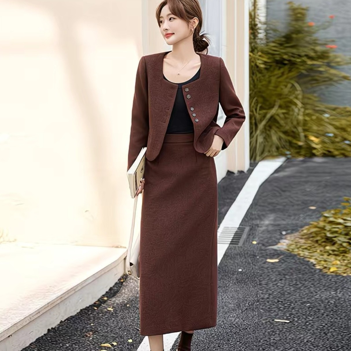 收秋冬新款大码D36气质时尚高级感薄呢小香风半身裙两件套套装