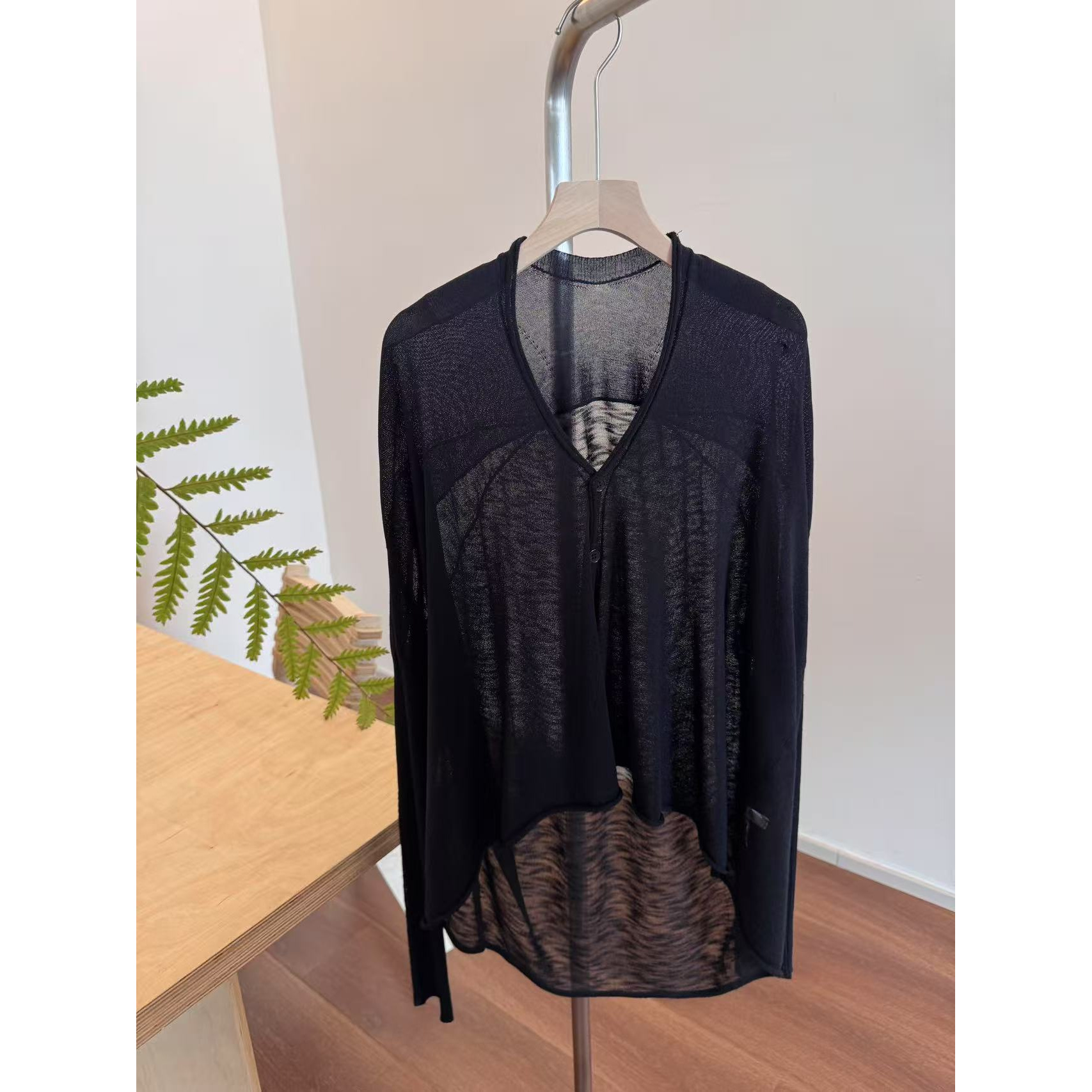 （清）黑色休闲毛织开衫