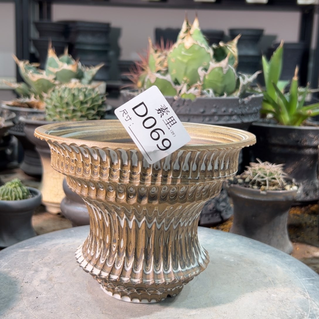 景德镇手工素里内口16高12.5瑕疵