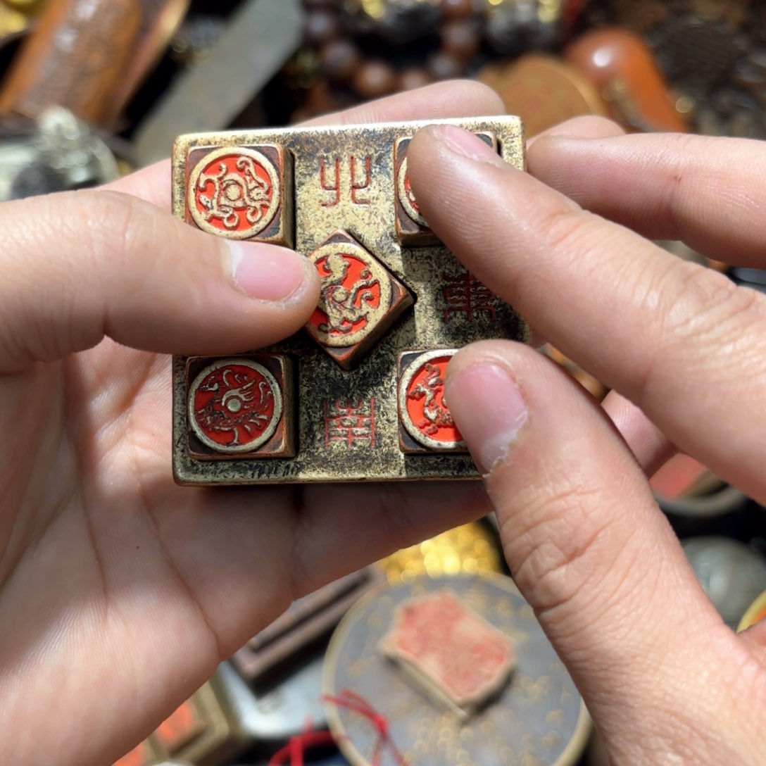 铜器摆件收收藏藏