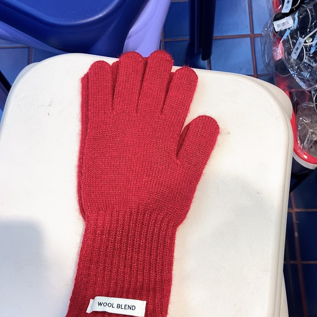 皮质非金属新款新款手套