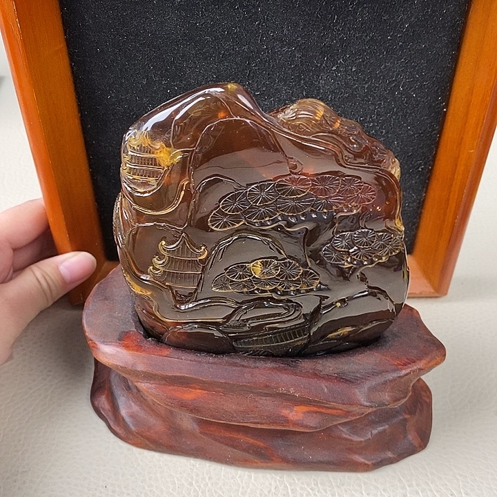 琥珀未镶嵌珠宝奇石