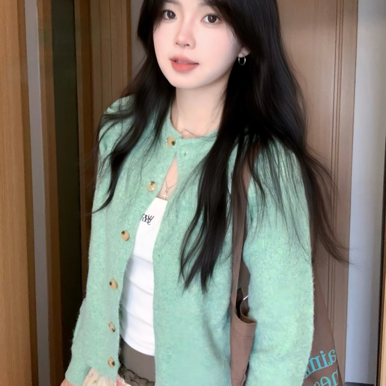 薄荷绿色复古卷边针织开衫毛衣外套女新款春秋季软糯早春外搭上衣