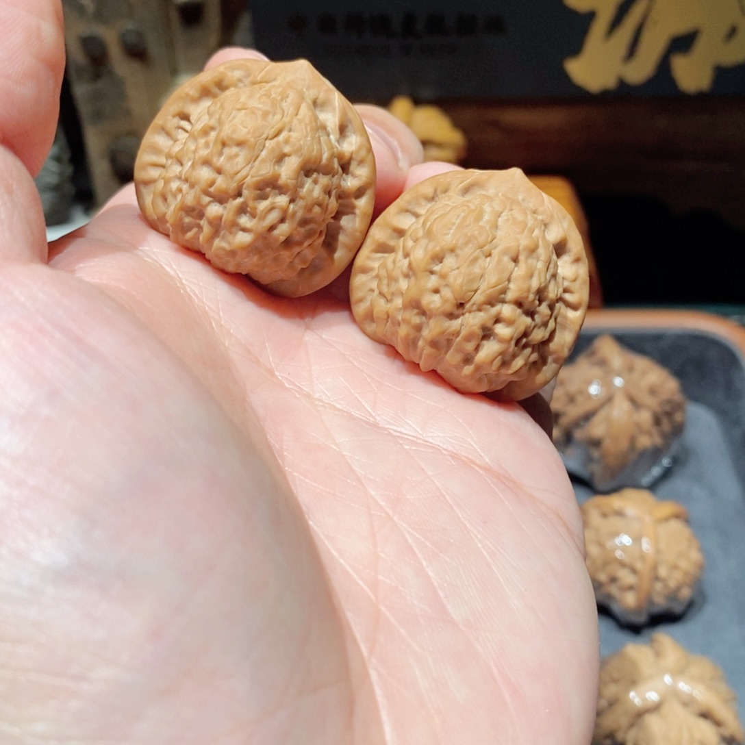 文玩核桃吊坠嗯*无双