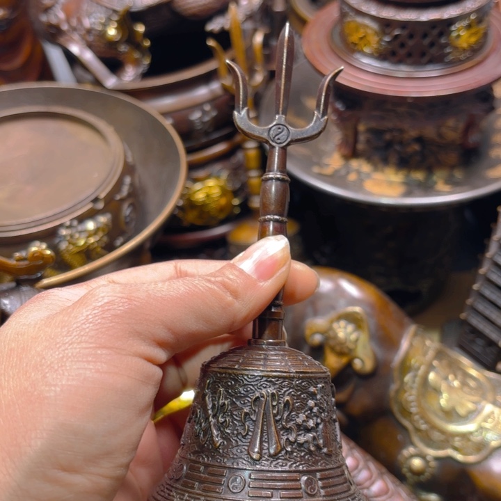 铜器摆件收收藏藏