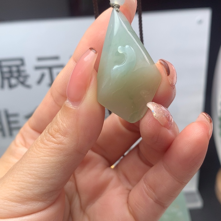定制翡翠未镶嵌天然翡翠
