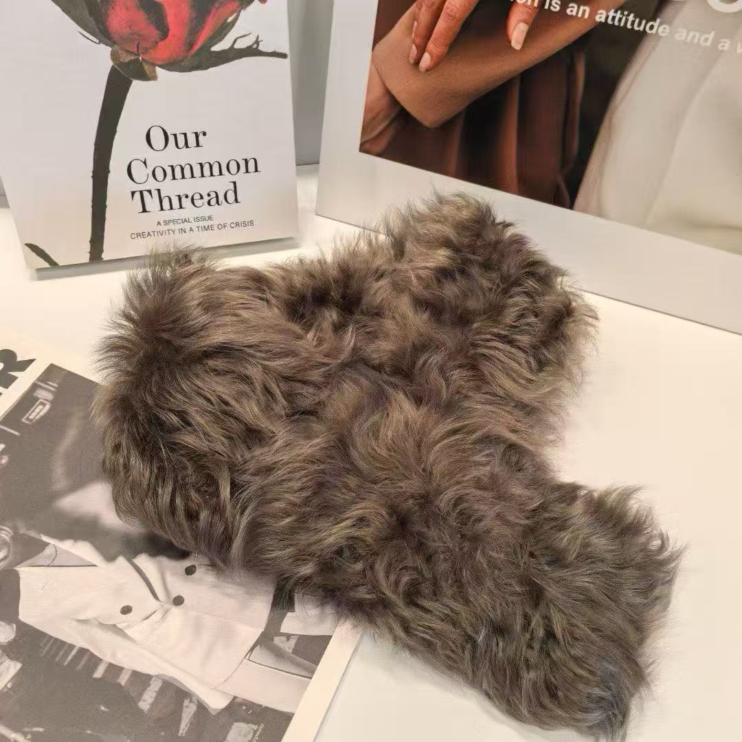 龍喜儿 秋冬小湖羊毛绒保暖围巾V845