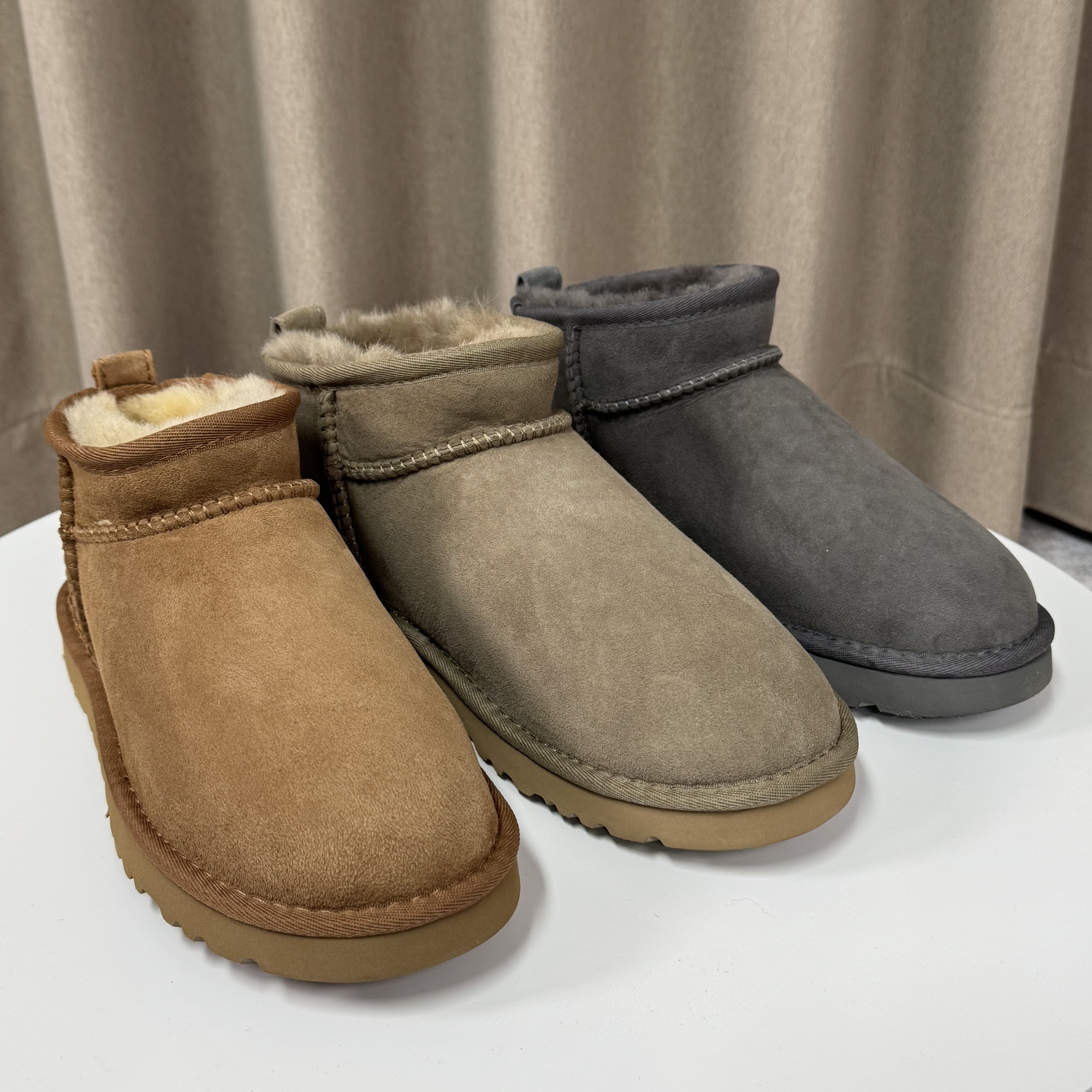 【哆哆和鞋爸】mini薄底雪地靴冬季防滑加厚胶粘皮毛一体保暖短筒