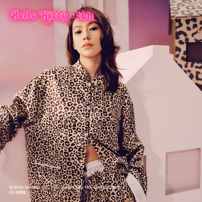 tbh/野兽派家居三丽鸥Hello Kitty真丝双面穿外套经典豹纹家居服