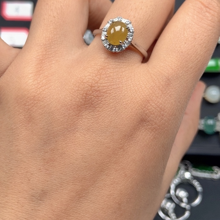 翡翠未镶嵌戒指戒指