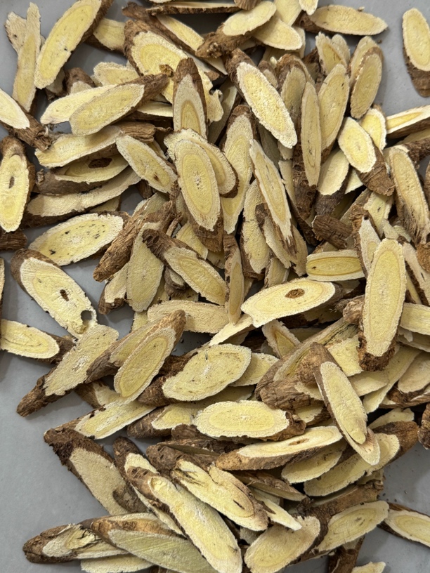甘肃岷县野生黄芪手工切片