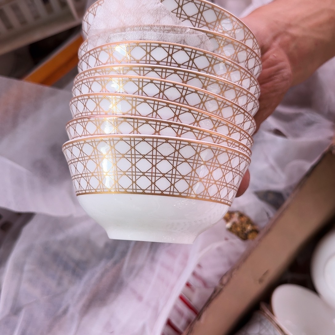 晨***宝瓷片骨瓷陶瓷餐具工厂批发