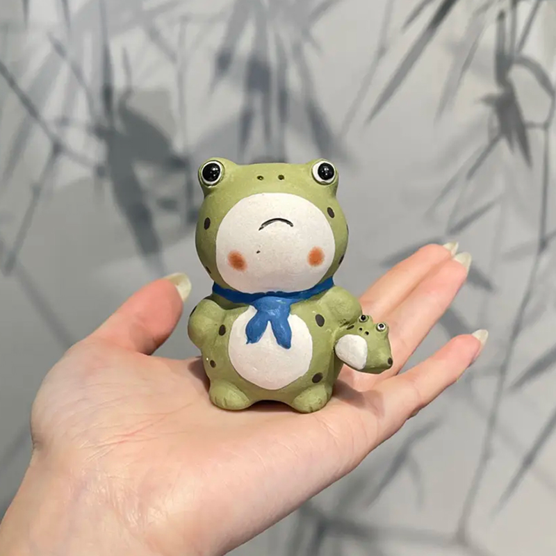 惊蛰 原矿紫砂绿泥青蛙茶宠摆件精品茶具茶盘可爱纯手工茶玩配件