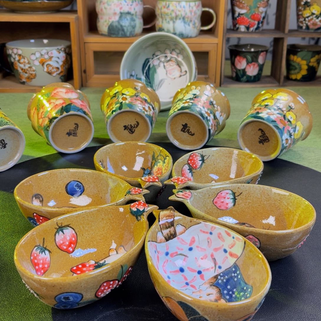 【闪购商品】摆件桃园 山房釉下五彩