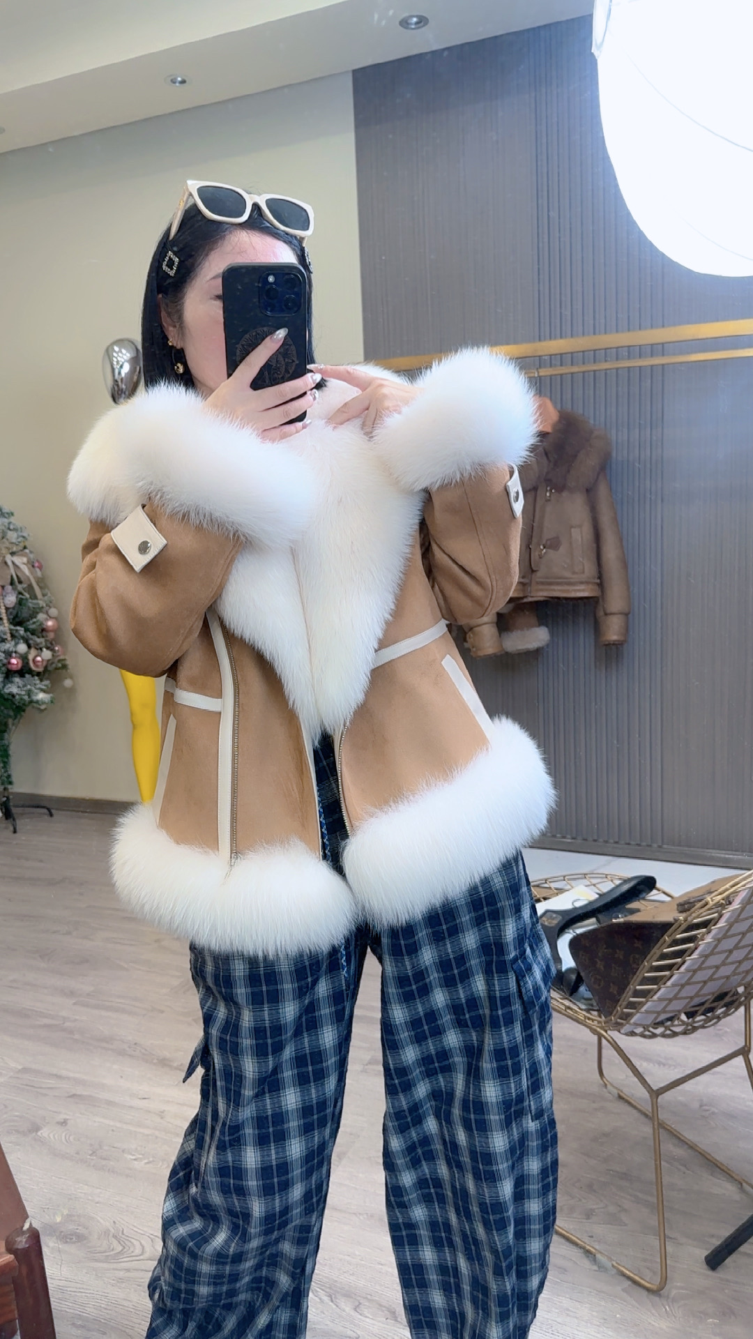 冬季新款海宁狐狸毛领麂皮绒鹅绒女士外套气质女装正品