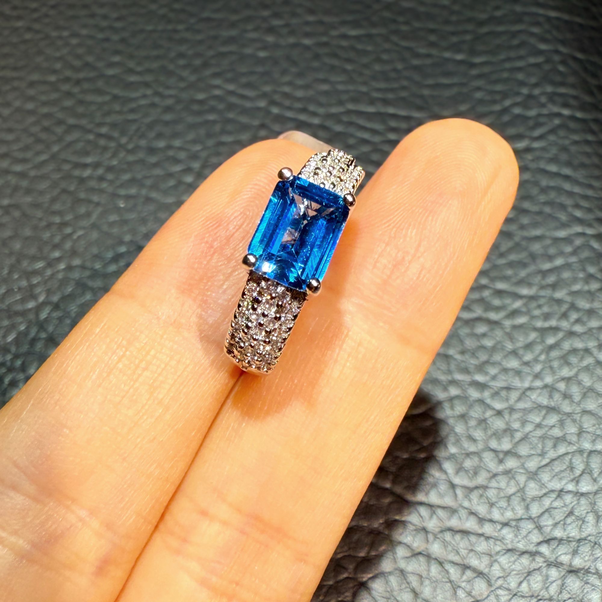 典藏轻奢-蓝宝石-高精切宝石戒指YC-244