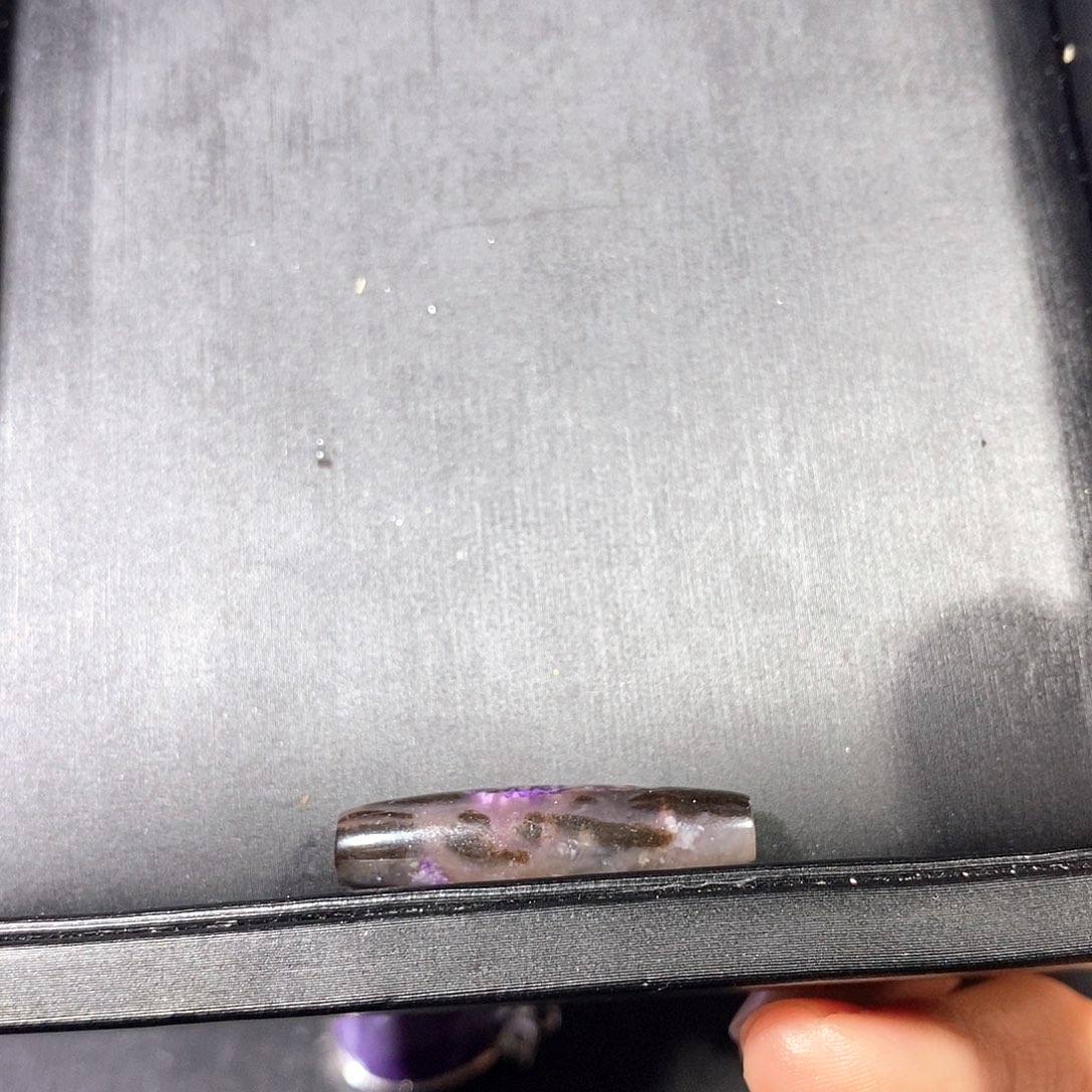 苏纪石（舒俱来）未镶嵌南非舒俱来泥地玉化天珠