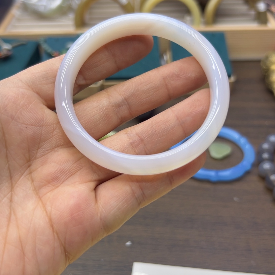 玛瑙/玉髓未镶嵌手镯60圈围1061