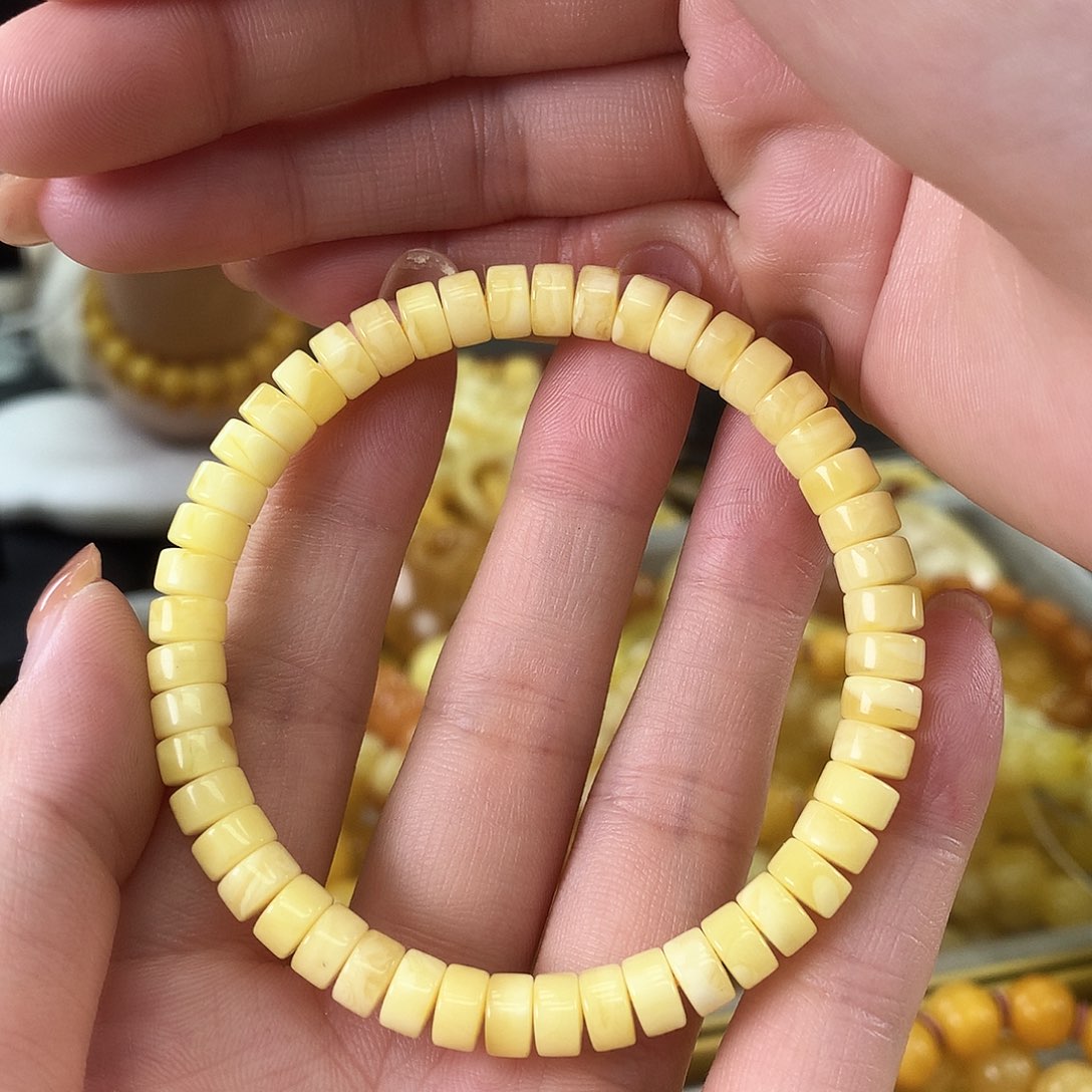 未镶嵌琥珀珠宝奇石简*
