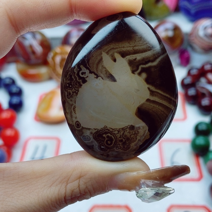 未镶嵌玛瑙/玉髓珠宝奇石