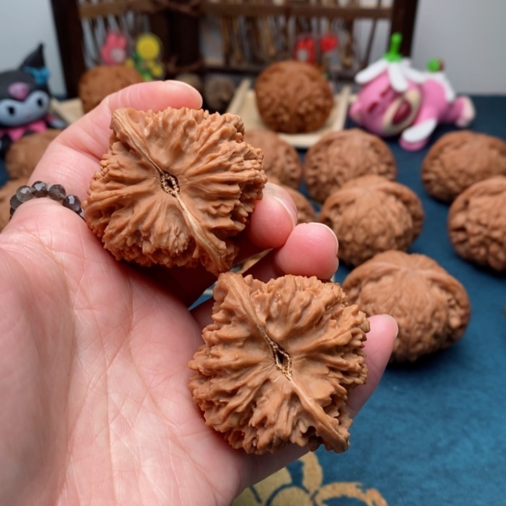 文玩核桃把件火*满天星45