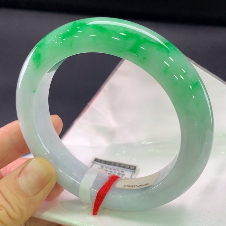 翡翠未镶嵌手镯正圈58-59