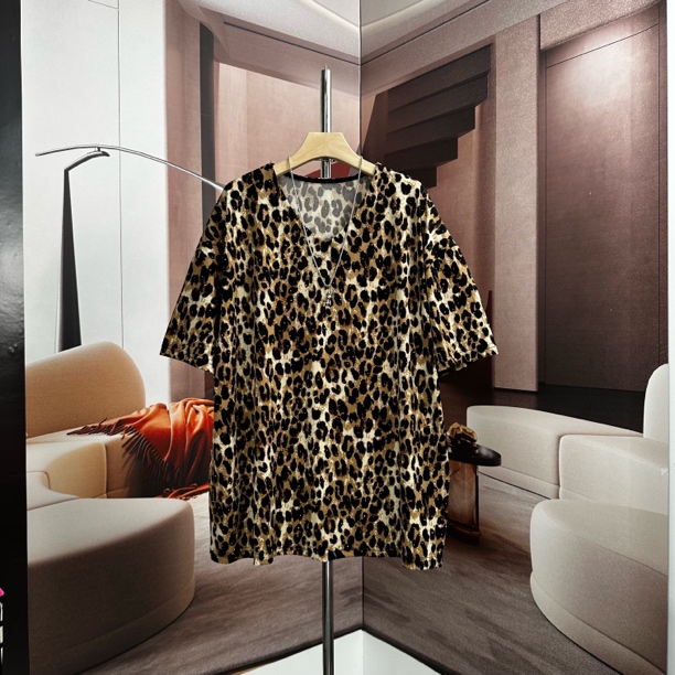 洋豹纹大码女装t恤衫200斤胖mm宽松遮肉显瘦短袖透气夏季新款