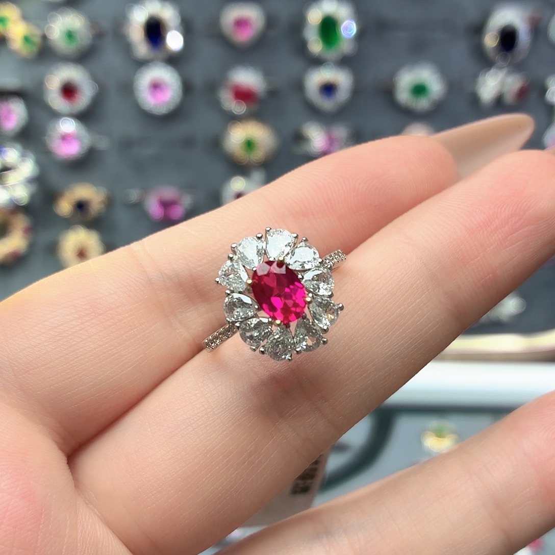 925银培育卢比来色宝石