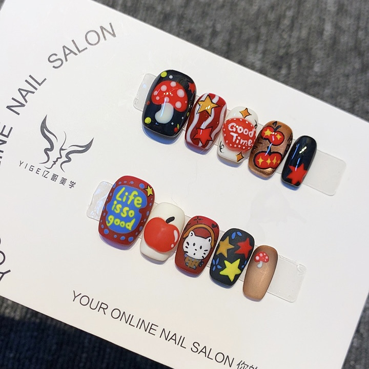 现货-亿哥-【菇菇派对】-设计师纯手绘卡通黑色纯手工穿戴美甲甲片